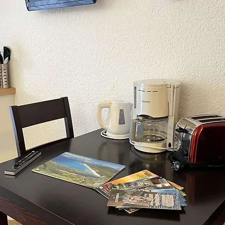 A Saint-florent Avec Piscine, Climatisation, Balcon Et Parking, Proche Et Centre - Fr-1-650-36 Saint-Florent (Corsica)